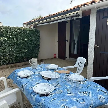 Maison De A Avec Piscine Et Parking Prives - Fr-1-540-209 펜션 *