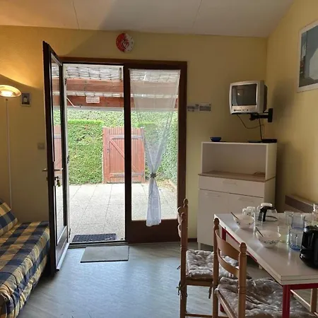 Maison De A Avec Piscine Et Parking Prives - Fr-1-540-209 펜션 노트르담드몽